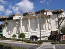 housing prices stuck while interest rates begin to drop